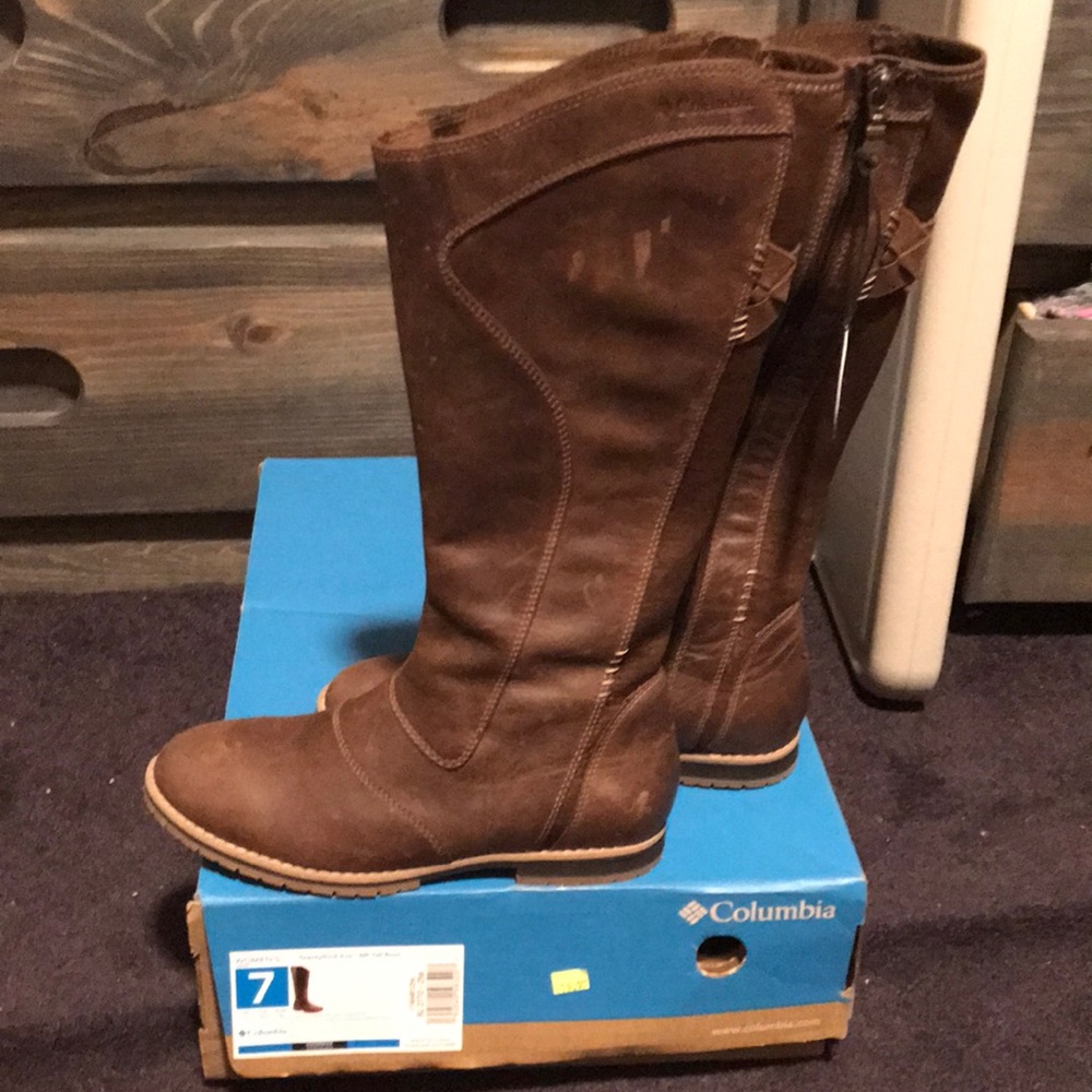 Columbia Water Proof Tall boots size 7 women.